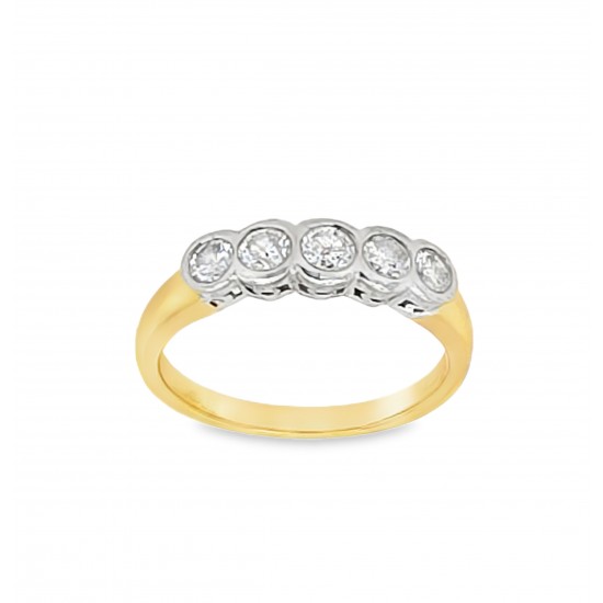Pre Owned 18ct 5 Stone Diamond Ring ZB350